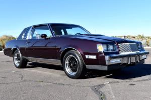 Buick Regal Limited Turbo T-Type on GNX Wheels 1987 года 